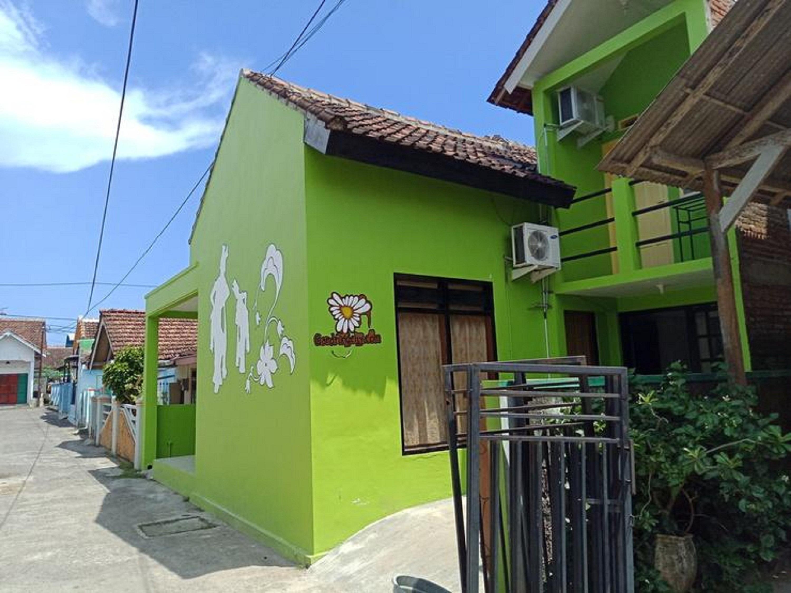 Gandrung City Hostel Banyuwangi  Exterior photo